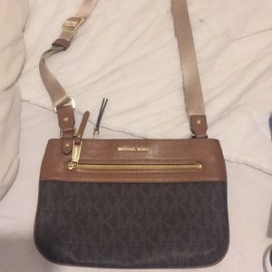 Michael Kors crossbody